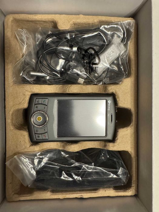 Telemóvel HTC P3300 (Impecável - Para Colecionadores)