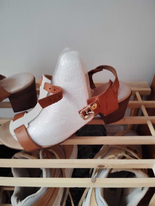 Sandálias de senhora