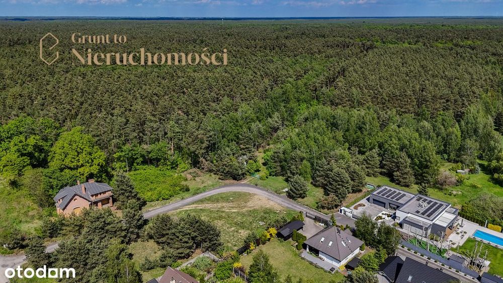 Działka budowlana ze ścianą parku krajobrazowego