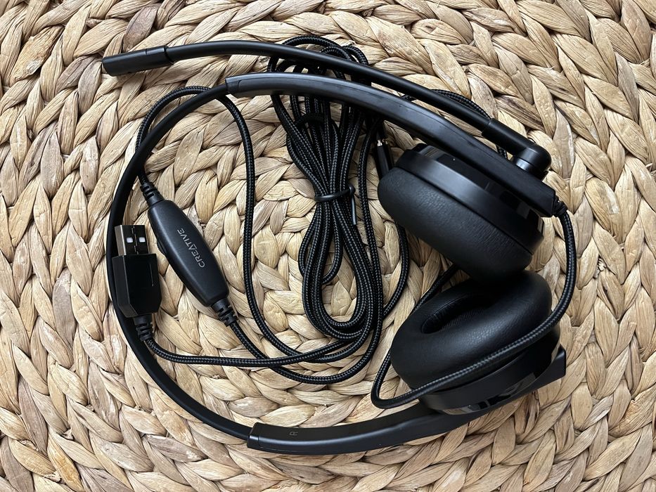 Sluchawki przewodowe Creative HS-220 czarny USB