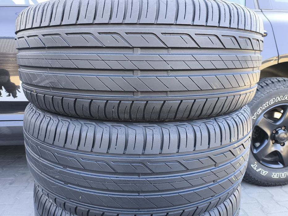 215/55/17 Bridgestone Turanza T001 KOMPLET