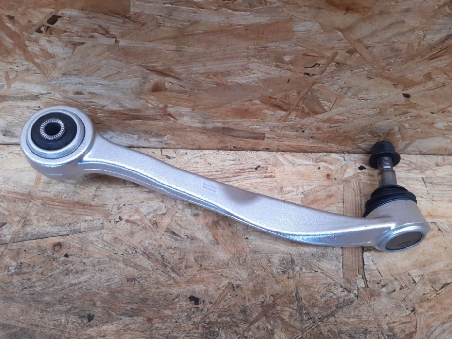 Wahacz przedni lewy (tylny) BMW E90