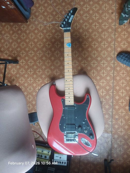 '98 Fender Stratocaster MIM + мастеровой гриф
