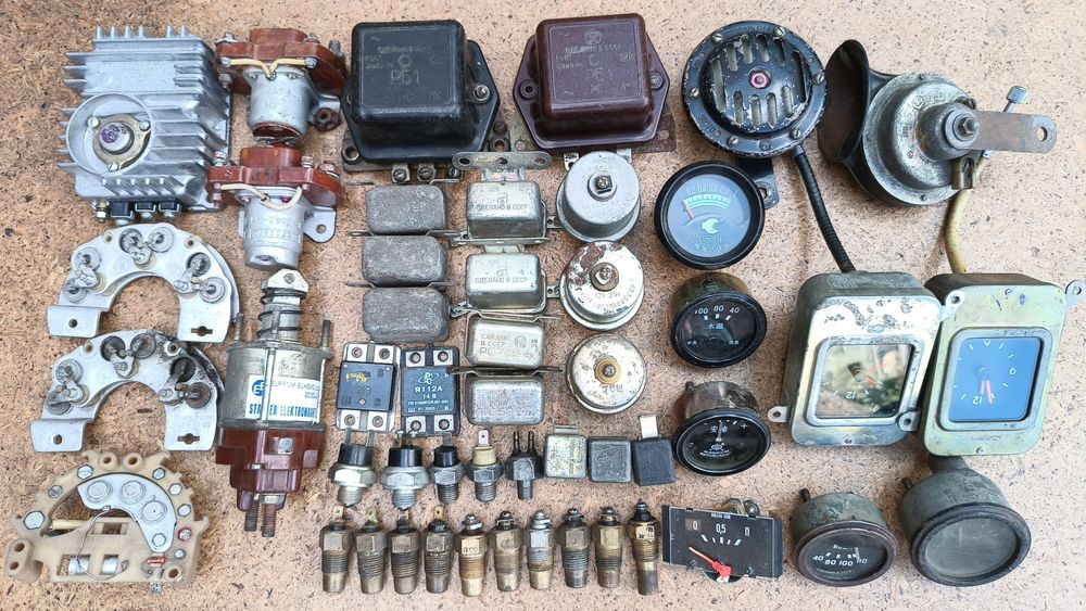 Реле. Датчик. Указатель. Контактор. Мост диодный. Сигнал. Часы АВЧ-3.