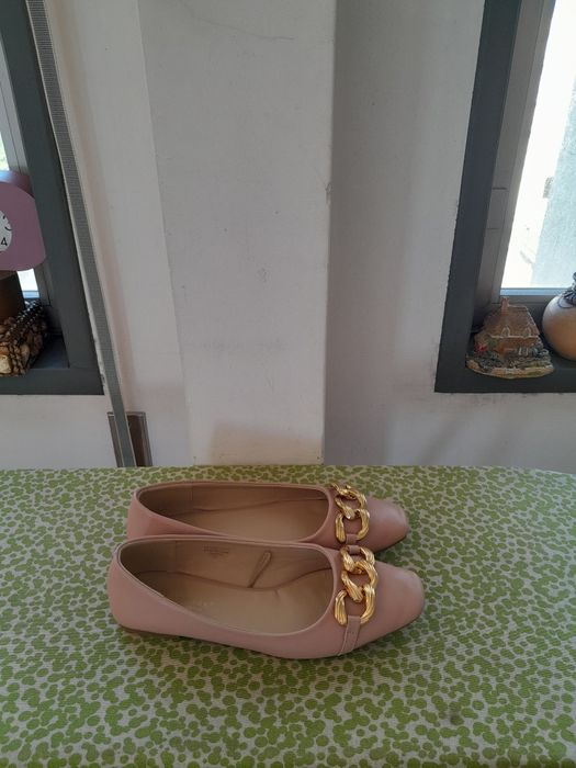Vendo Sapatos de Senhora PRIMARK muito bonitos como novos