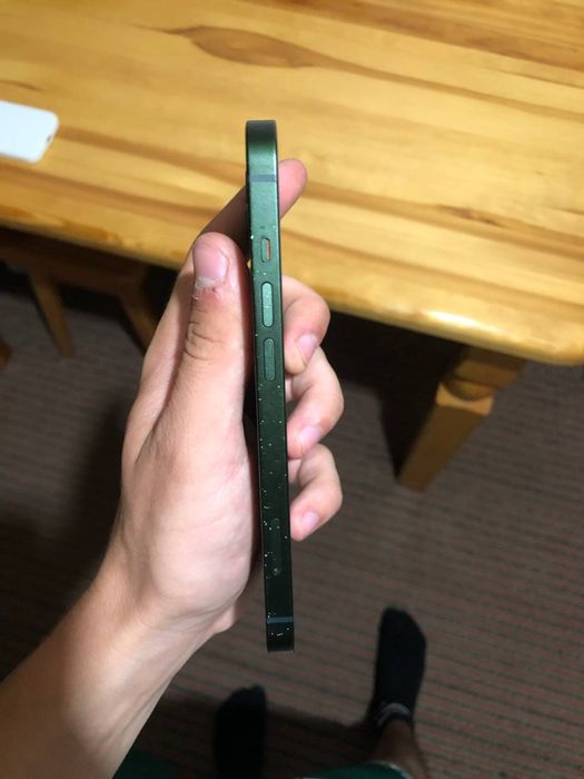 iphone 13 128 gb battery 89%