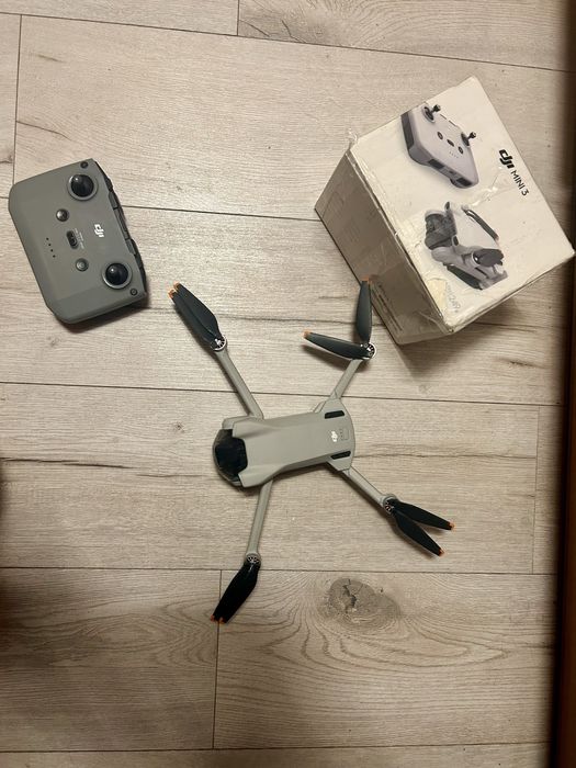 Dron DJI Mini 3