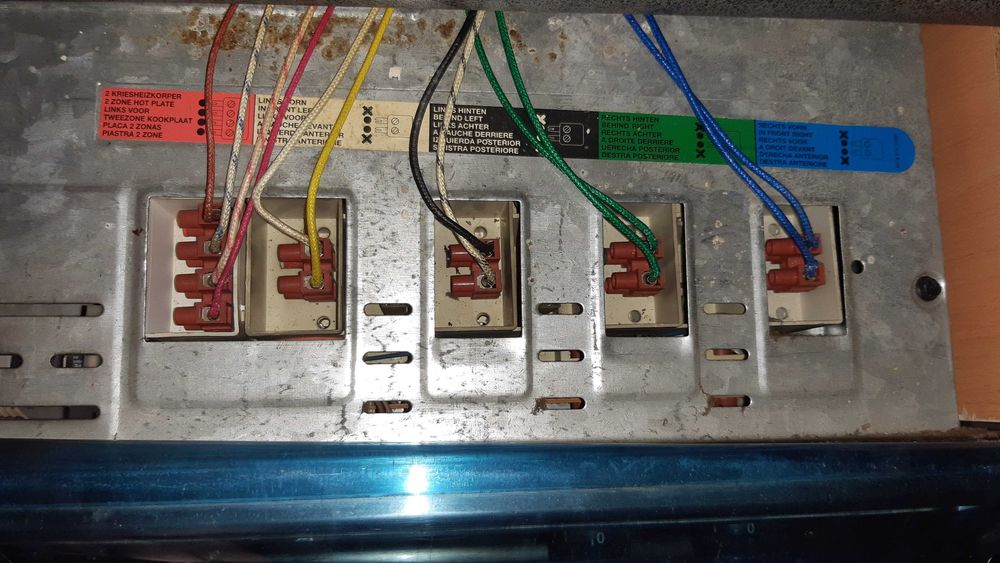 Sprzedam piekarnik Whirpool AKP 724 z płytą ceramiczną AKM 605