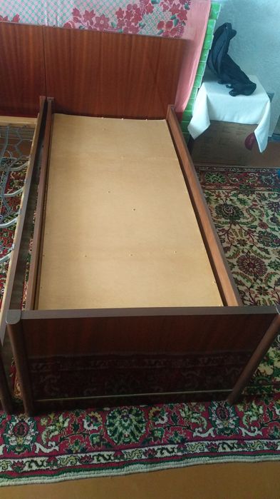 2 Кровать,диван, мебель,двери,фуга