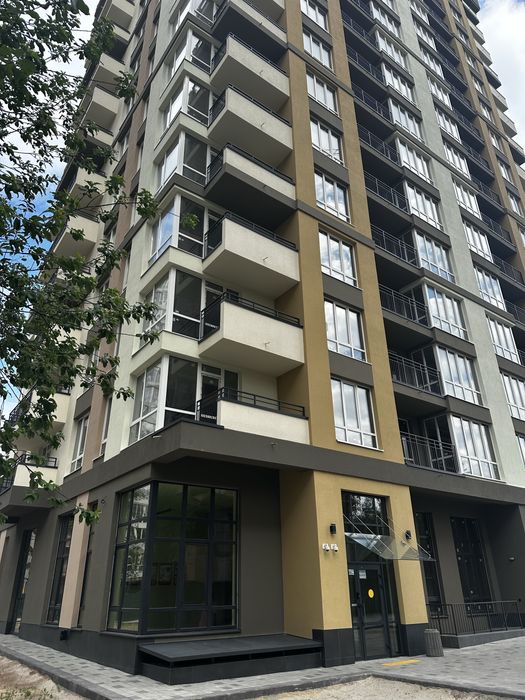 Оренда приміщення 44 м в ЖК Крона Парк. Канікули 6 місяців