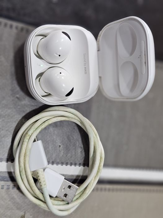 Samsung Galaxy Ebuds 2 Pro