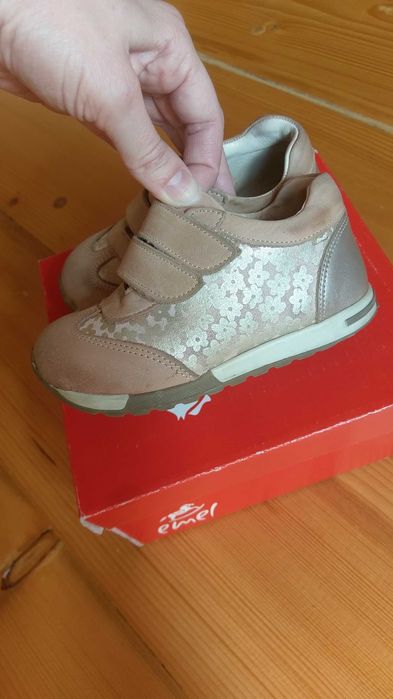 urocze trampki trzewiki Emel roz 23