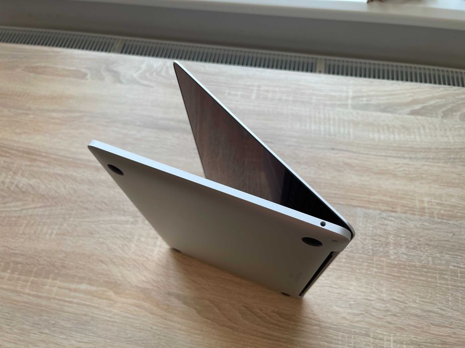 Apple MacBook Pro 13 2022р. apple M2_16GbRAM_512gb SSD_100% батарея_15 циклів
