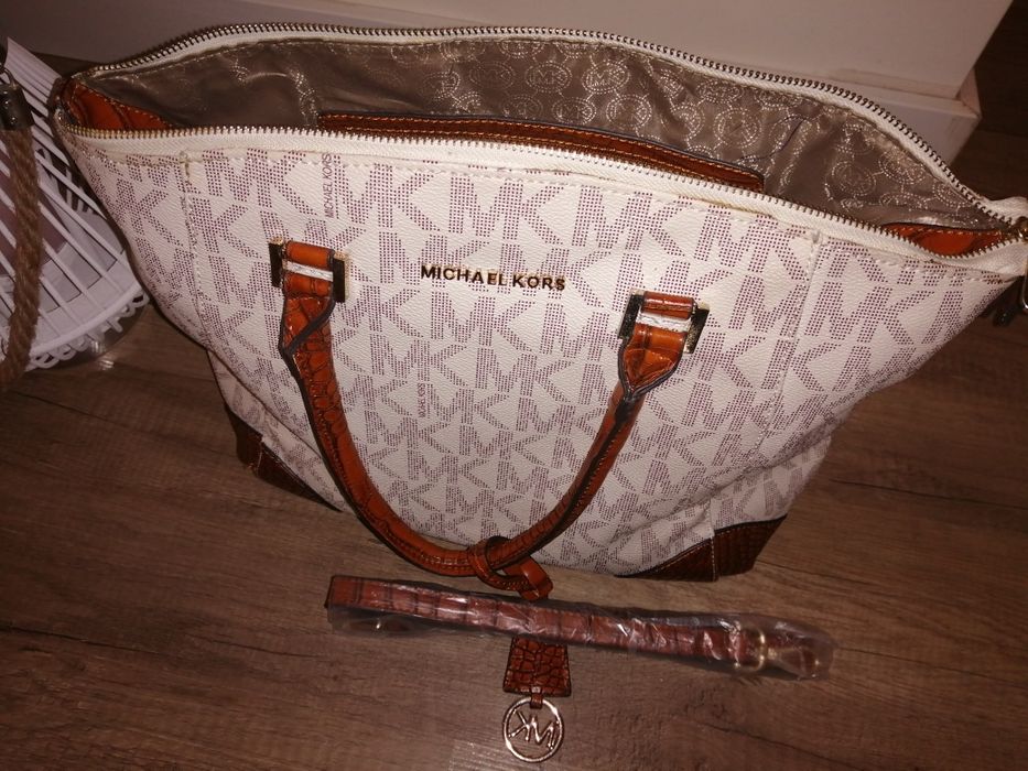 Mala saco com 2 alças MK
