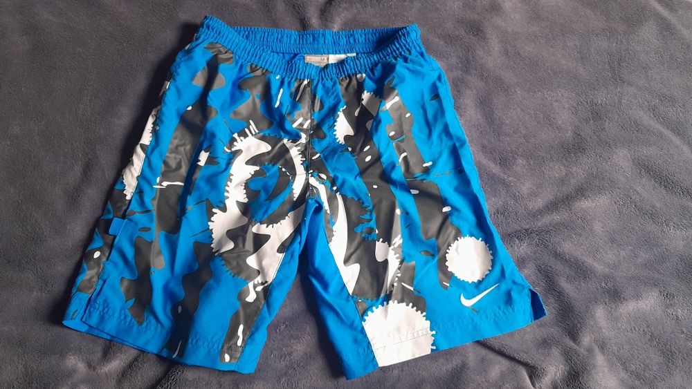 Spodenki Nike - rozmiar  M