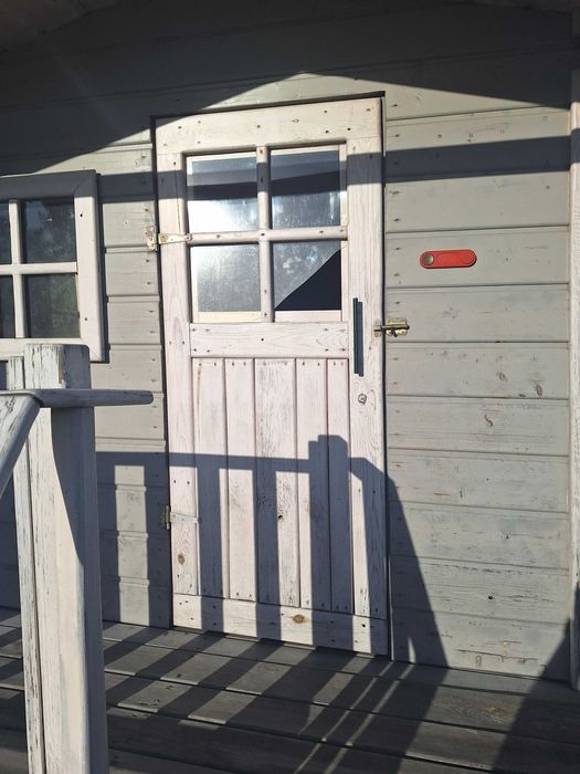 Domek drewniany dla dzieci