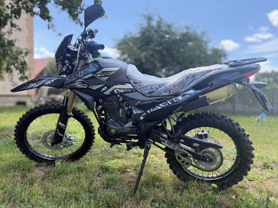 Мотоцикл Shineray XY250GY-6C  (зібраний)