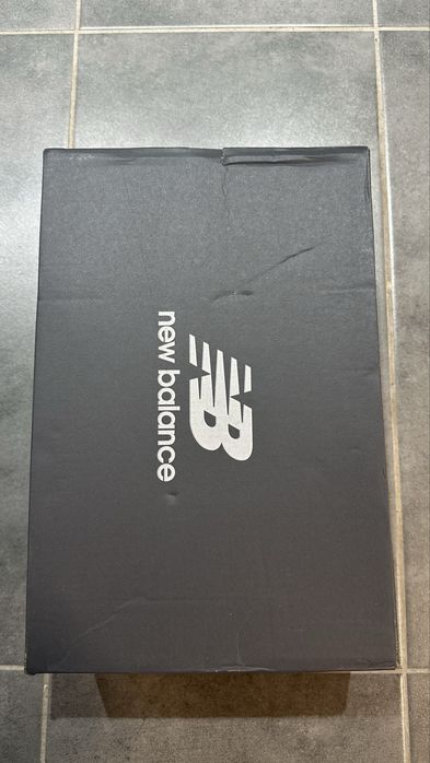Кросівки New Balance 2002R