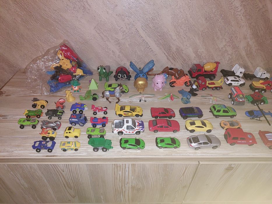 Лот іграшок для хлопчиків