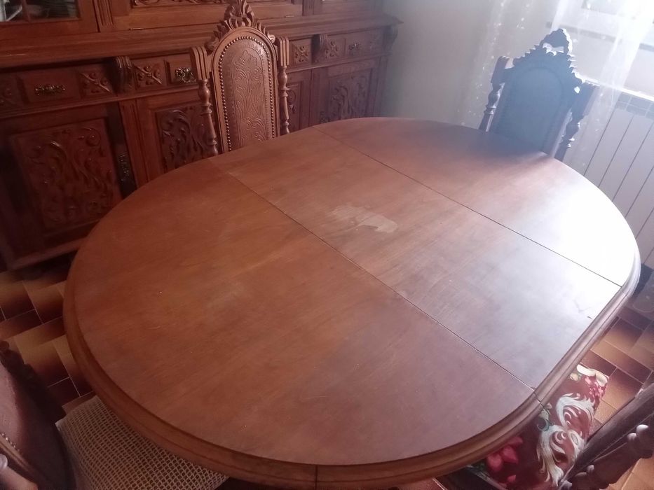 Cadeiras antigas 6 com mesa