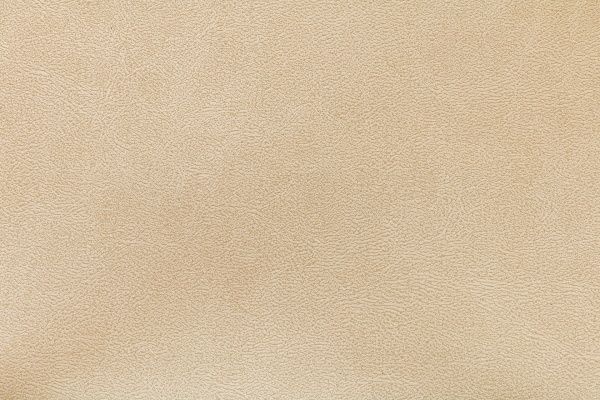 Деревянные белые стулья