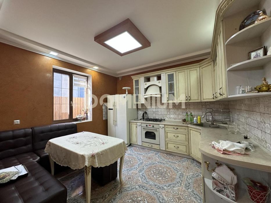 Продається  будинок  в  с.Стеблівка