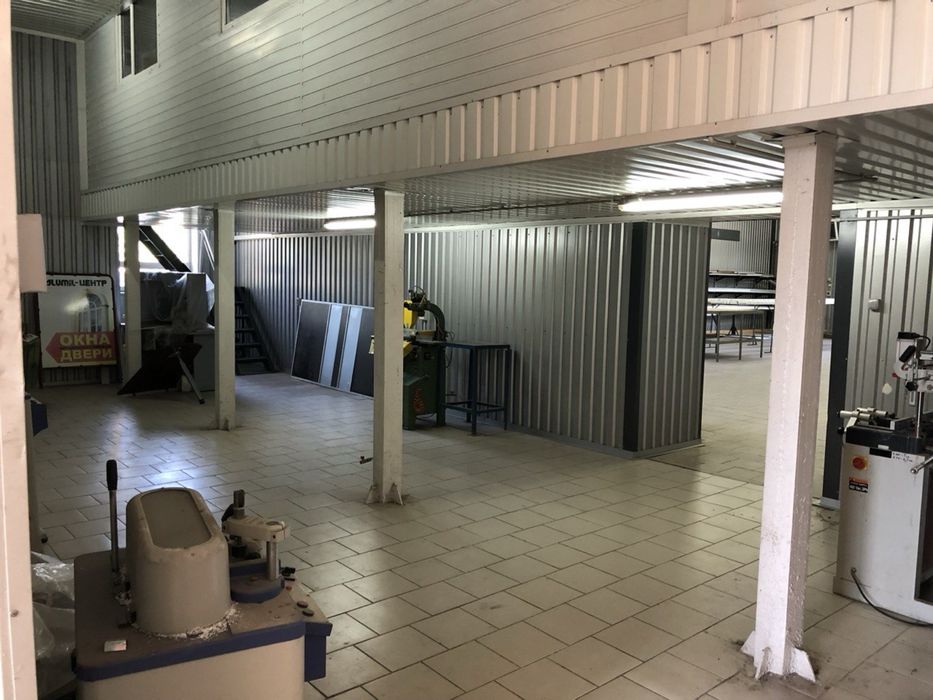 Аренда производственного складского здания по ул.Ландау ( есть свет)