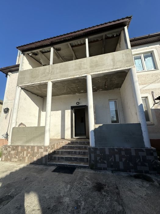 Продам 2х эт дом Одесса.