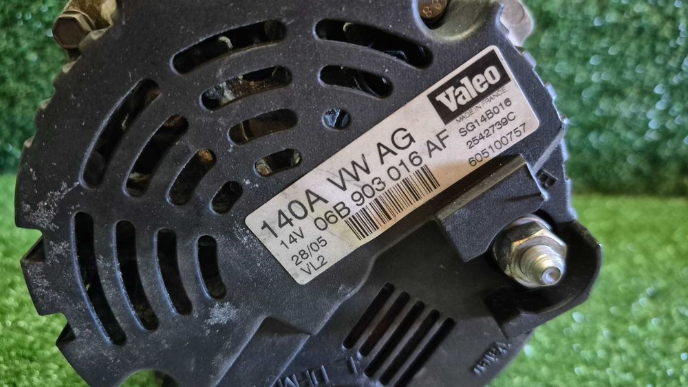 Alternador 140A Audi A4 A6 A3 TT VW Golf Passat Seat Skoda Ref. 06B903016AF Original Valeo