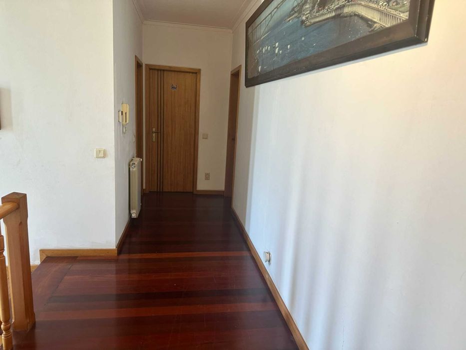 Quarto Mobilado com Varanda em Avintes – Vila Nova de Gaia