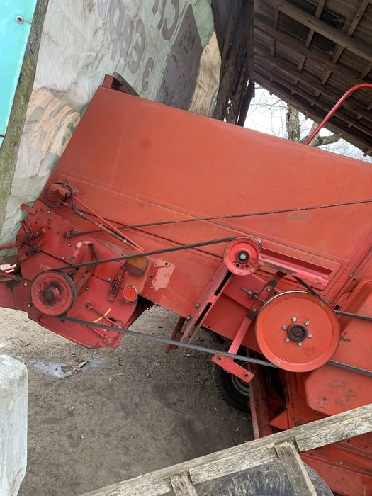 Massey Ferguson 240