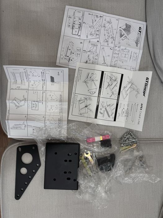 Стійка/кокпіт для керма gt omega apex + titan pedal adjustment plate