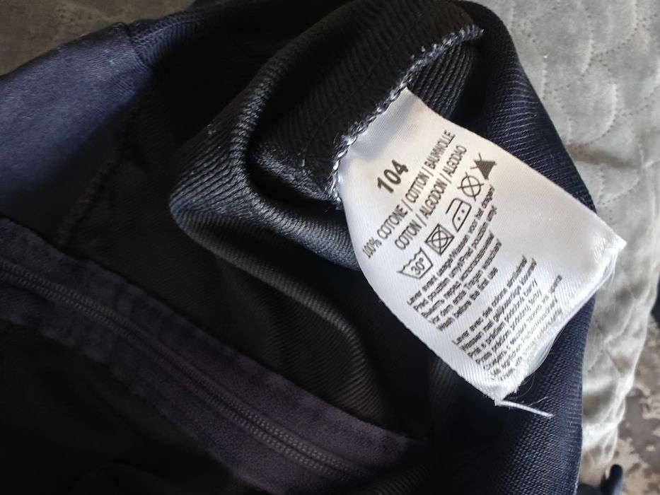 Chłopięcy dres 98/104