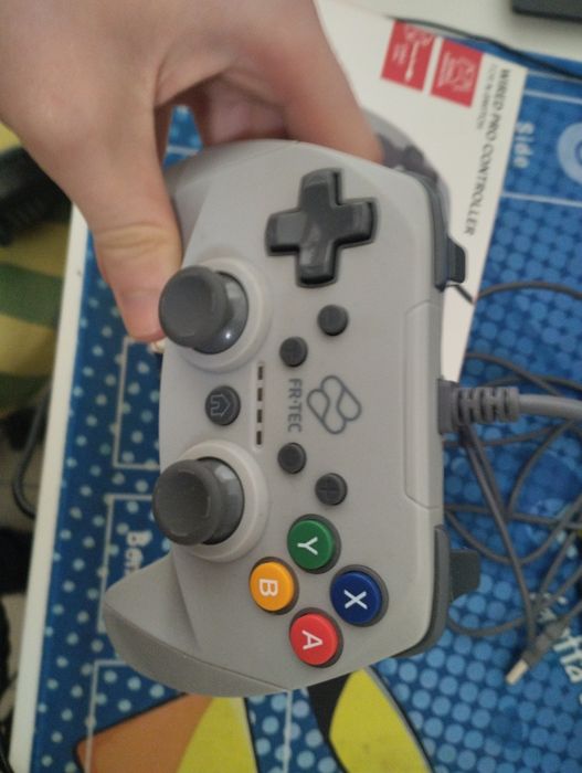 Comando para Nintendo Switch (cabeado)
