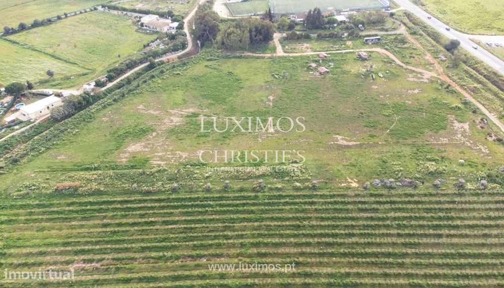 Quinta no Monte da Tapada, para venda, em Odiáxere, Algarve