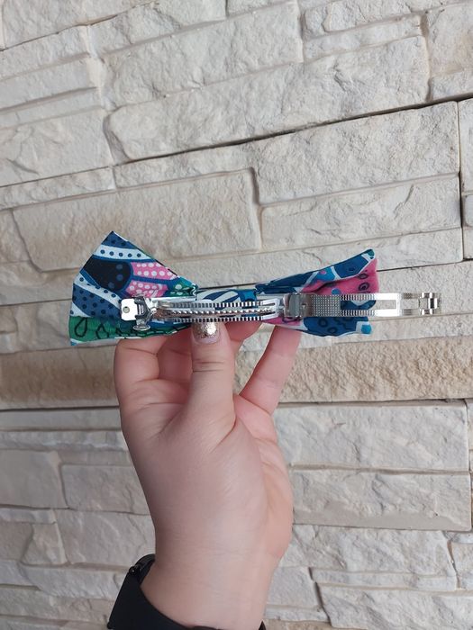 Spinka do włosów kokardka mucha retro vintage kolorowa