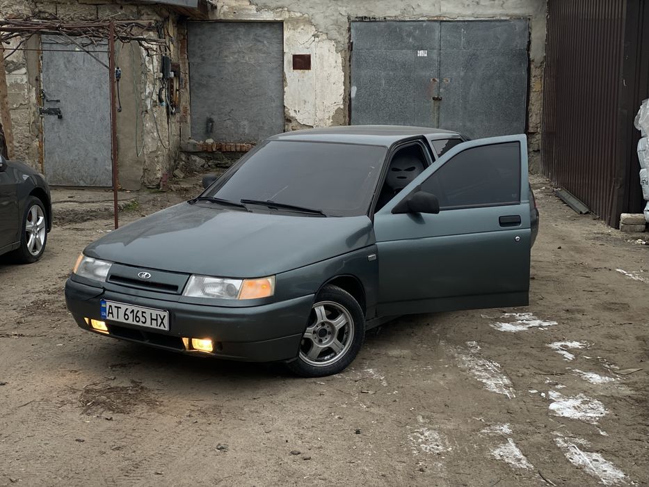 Продаю ВАЗ 2110 1,6 16кл .