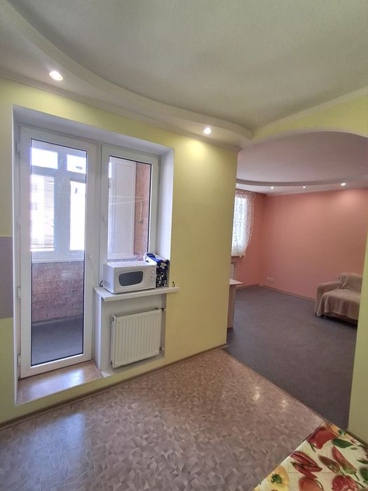 Продам квартиру в престижном районе . .