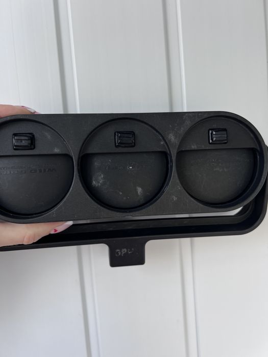 Продам отражатель  Leica трехпризменный