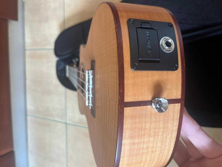 Ukulele Lanikai FM-CEC