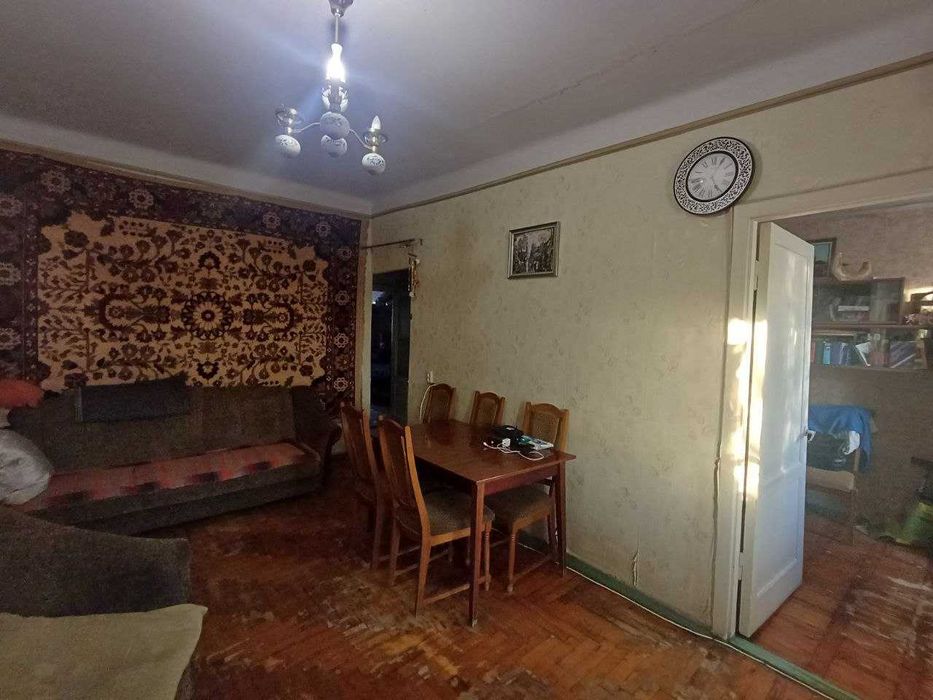 3-кімн. квартира, цегла, р-н ДК Орбіта! Без комісії!