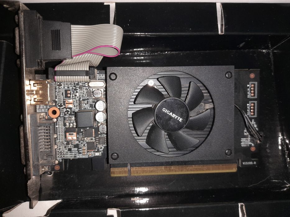 Видеокарта GIGABYTE GeForce GT710 не рабочая