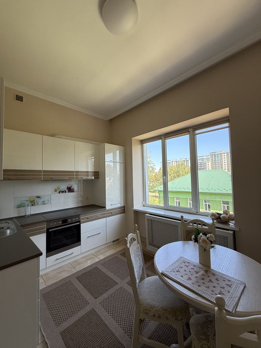 Терміново таунхаус навпроти парку Шевченка