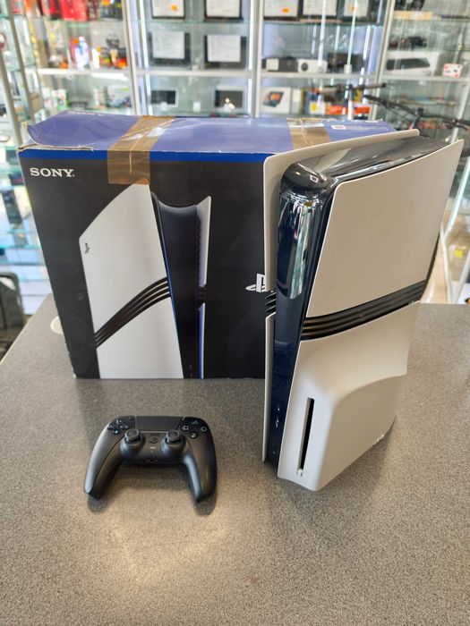 PS5 Pro 2tb z napedem