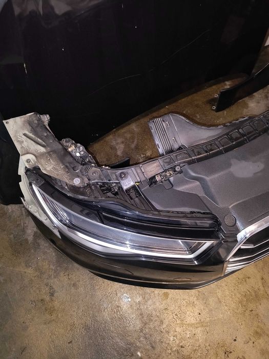 Przód kompletny Maska zderzak pas lampy  matrix Audi A6 C7 4g lift