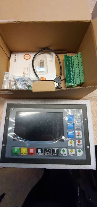 kontroler ruchu dla systemów krokowych i serwo.