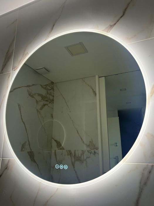 Espelho casa de banho com luz
