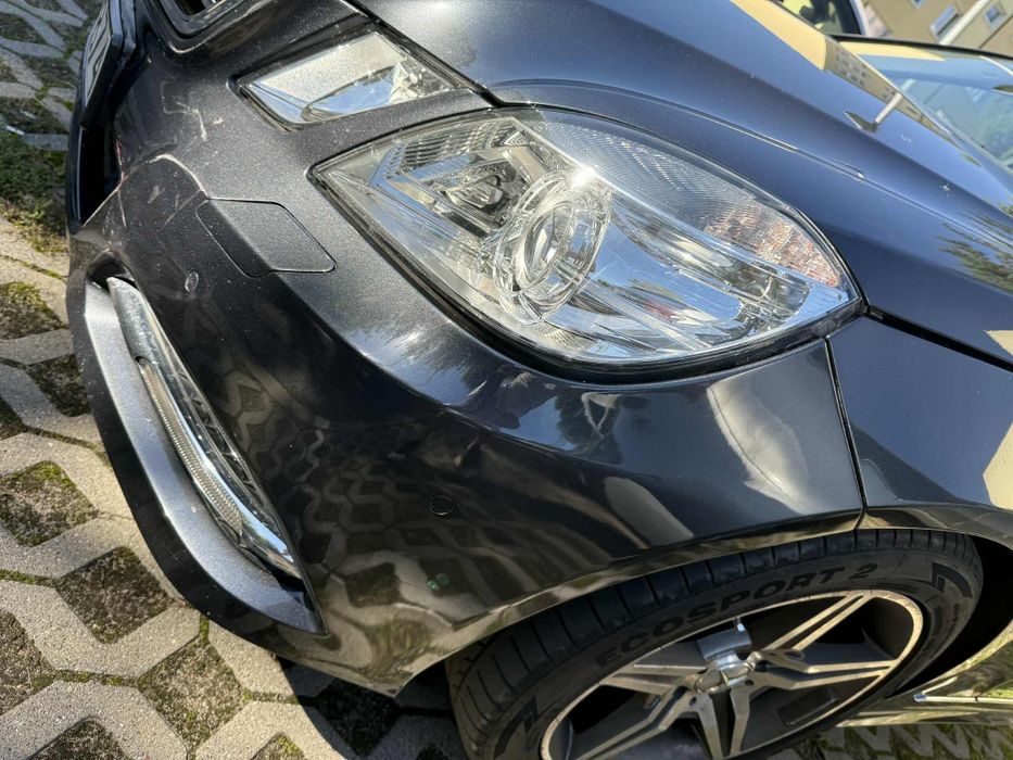 Lampa lewa w212 EU