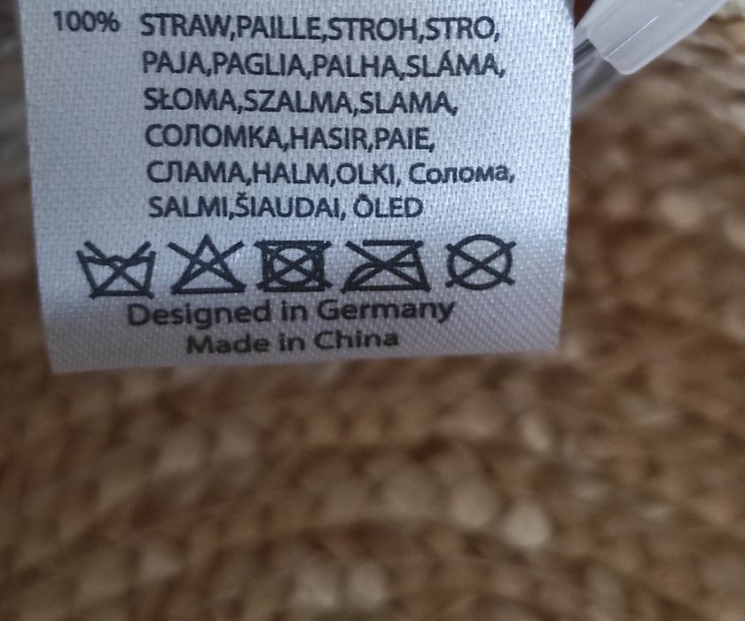 Damski słomiany kapelusz