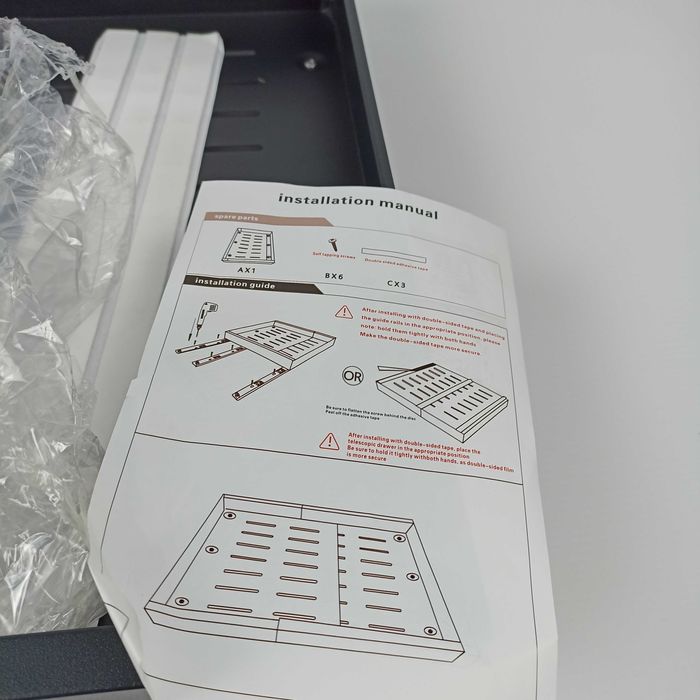 Wysuwana półka do szafki kuchenna rozsuwana organizer czarna